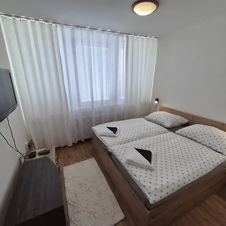 Pensjonat Tina 3*
